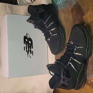 New Balance. Kawhi Omni "Distinct Beast" RARE. Men's size 14